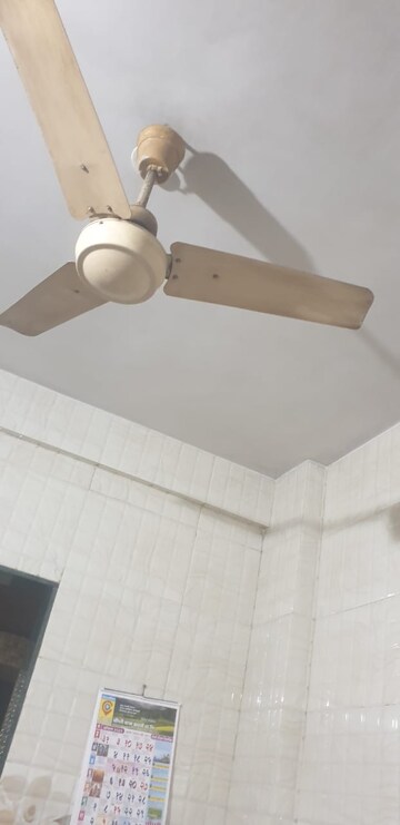 Bathroom in 1 BHK Builder Floor at Thakurli – for Rent