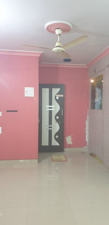 Room in 1 BHK Builder Floor at Thakurli – for Rent