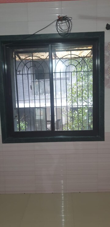 Room in 1 BHK Builder Floor at Thakurli – for Rent