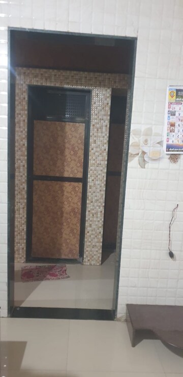 Bathroom in 1 BHK Builder Floor at Thakurli – for Rent