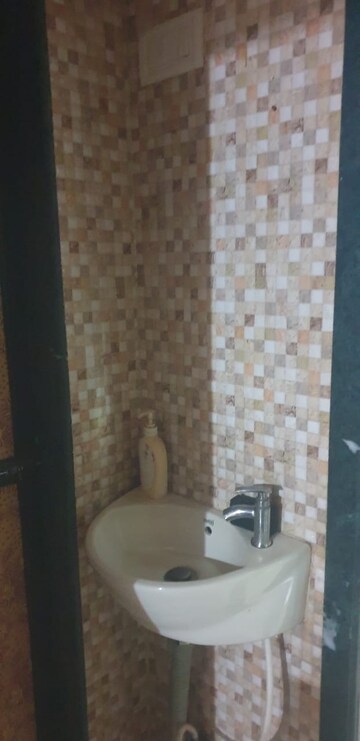 Bathroom in 1 BHK Builder Floor at Thakurli – for Rent