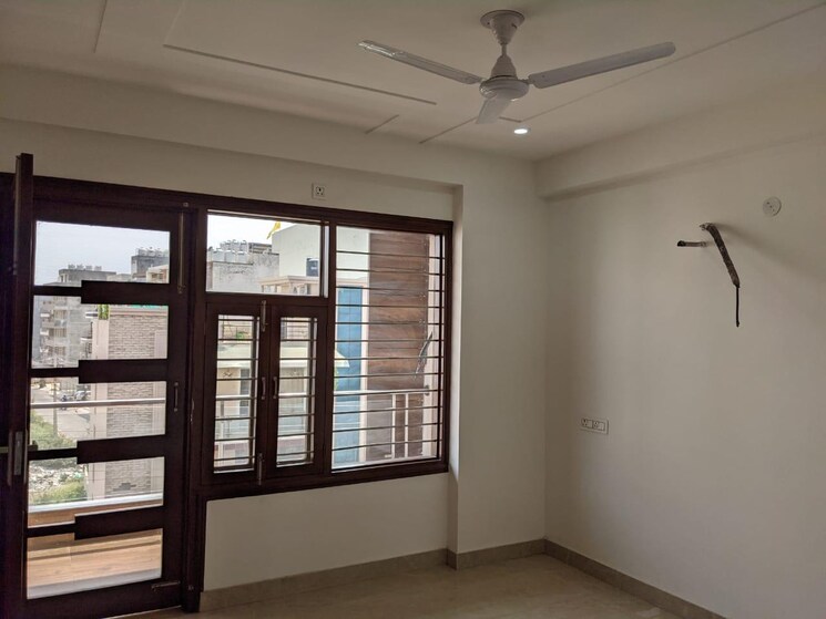 Room, unitech-palms 3.5 Bedroom 1640 Sq.Ft. Apartment In South City 1 Gurgaon 9137089