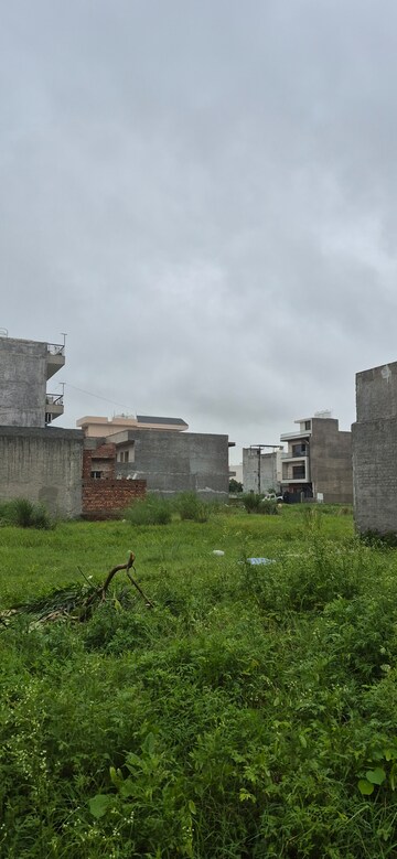  Plot For Sale in Sector 66