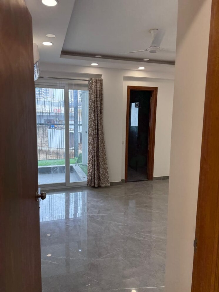 Room, sushant-lok-3 3 Bedroom 1760 Sq.Ft. Builder Floor In Sector 57 Gurgaon 9137091