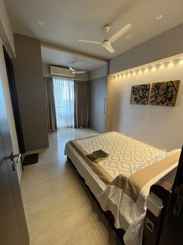Bedroom in 4 BHK Apartment at Supreme Signature Chembur, Chembur – for Rent
