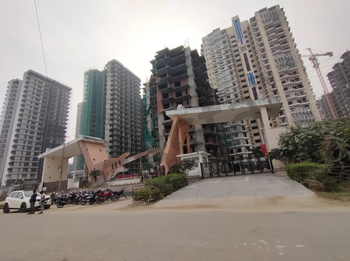 3 BHK + Pooja Room,Study Room Apartment For Sale in Rhythm County, SectoR-1, 