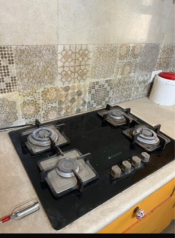 Furnished Amenities in 3.5 BHK Apartment at Sector 5 Dwarka – for Sale