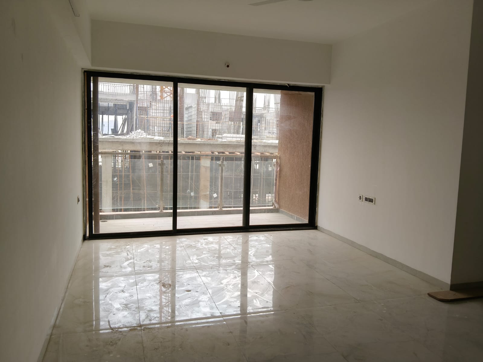 3 BHK Apartment For Rent in Unique Youtopia