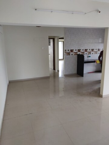 Room in 2 BHK Apartment at Andheri West – for Rent