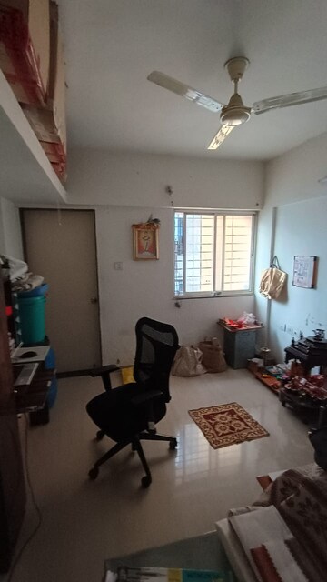 Master Bedroom in 2 BHK Apartment at Pristine Meadows, Wagholi – for Sale