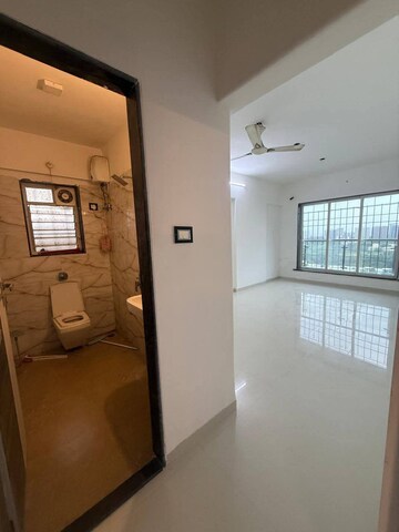 Room in 3 BHK Apartment at Andheri West – for Rent