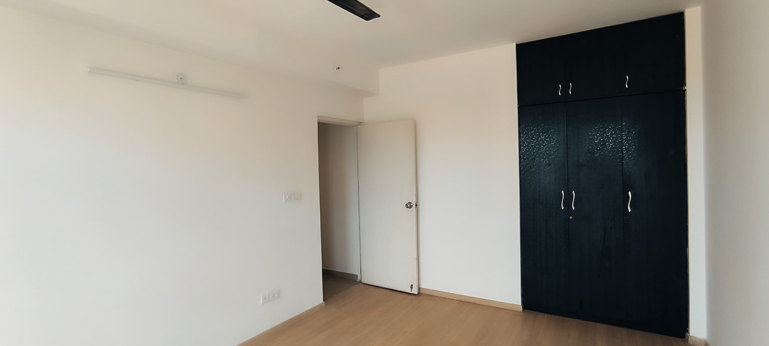 3 BHK Apartment For Rent in DLF Westend Heights New Town