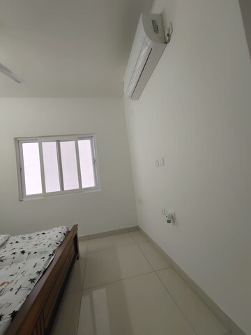 Room in 3 BHK Apartment at Prestige Tranquil, Kokapet – for Rent