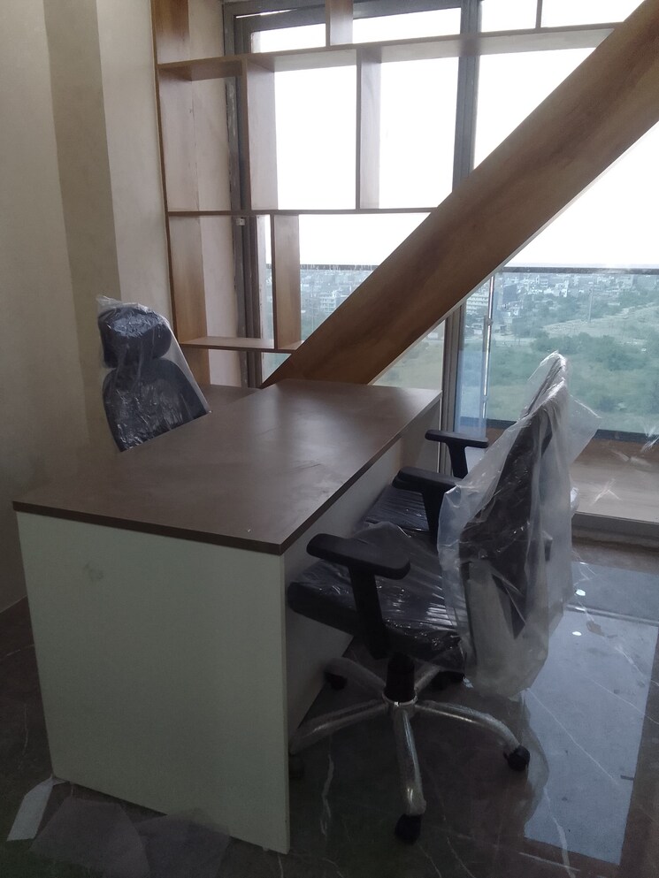 undefined, alphathum Commercial Office Space 530 Sq.Ft. In Sector 90 Noida 9137357