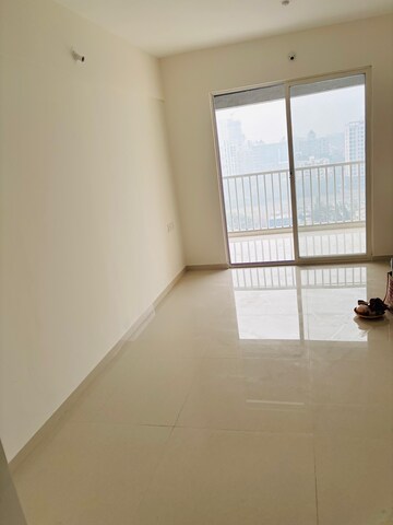 Room in 2 BHK Apartment at Sukhwani Hermosa Casa, Mundhwa – for Sale