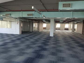  Showroom For Rent in Goregaon East