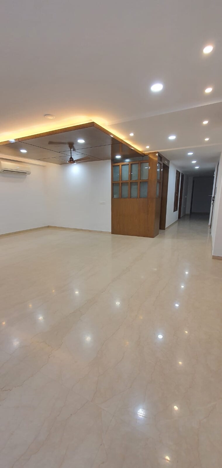 Room, green park extension 3 Bedroom 2200 Sq.Ft. Builder Floor In Green Park Extension Delhi 9137487