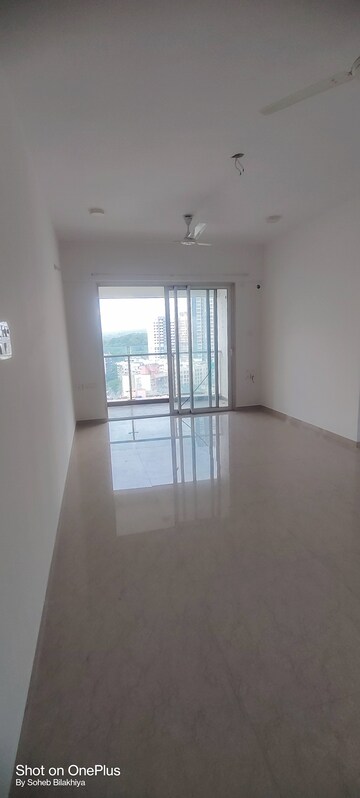 2 BHK Apartment For Rent in Goregaon East