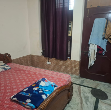 Bedroom in 2.5 BHK Villa at Sector 23 – for Rent