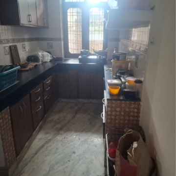 Kitchen in 2.5 BHK Villa at Sector 23 – for Rent