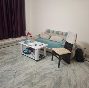 Team Area in 2.5 BHK Villa at Sector 23 – for Rent