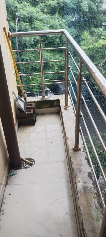 Balcony in 1.5 BHK Builder Floor at Mayur Vihar Phase 1 – for Rent