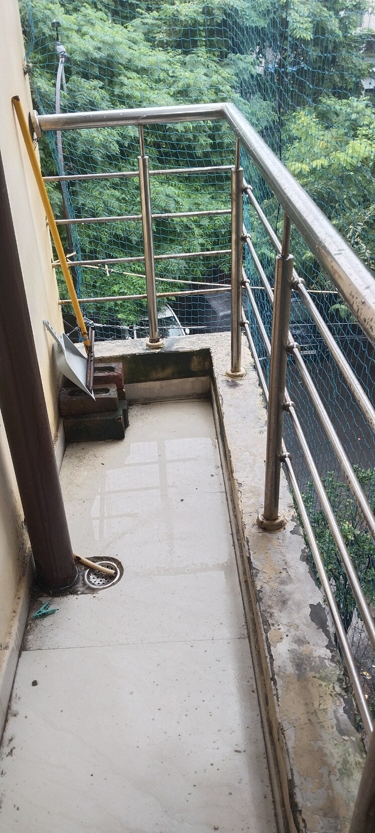 Balcony, mayur vihar phase 1 1.5 Bedroom 450 Sq.Ft. Builder Floor In Mayur Vihar Phase 1 Delhi 9137583