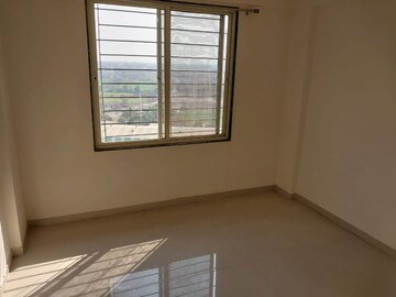 Room in 2 BHK Apartment at Shivtara Tara Athena, Kesnand – for Rent