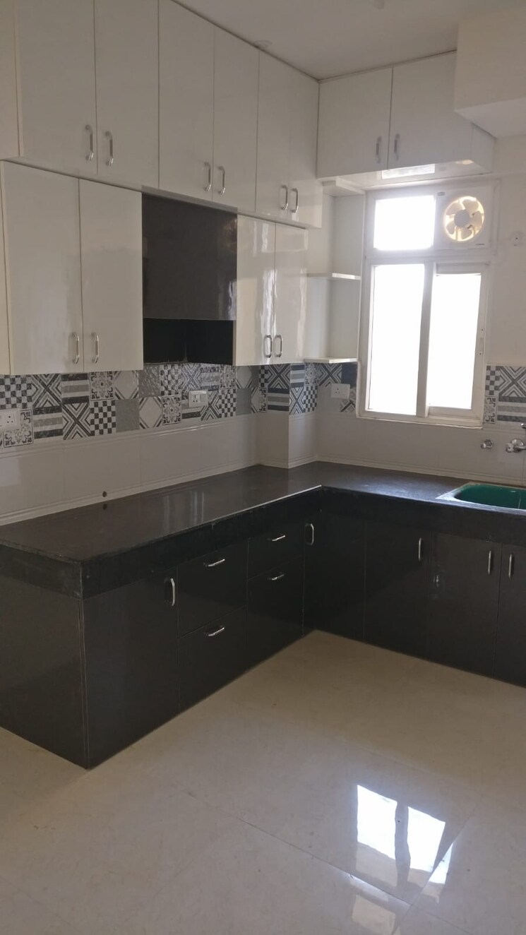 Kitchen, sector 36 2 Bedroom 686 Sq.Ft. Apartment In Sector 36 Gurgaon 9137593