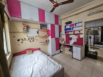 Bedroom in 3 BHK Apartment at Joka – for Sale