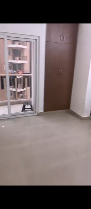 Room in 2 BHK Apartment at Anthem French Apartments, Sector 16b Greater Noida – for Sale