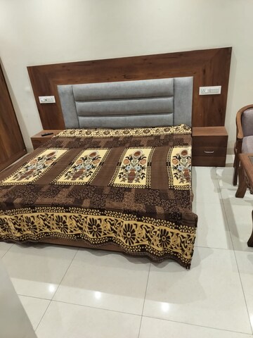 1 BHK Apartment For Rent in Vip Road