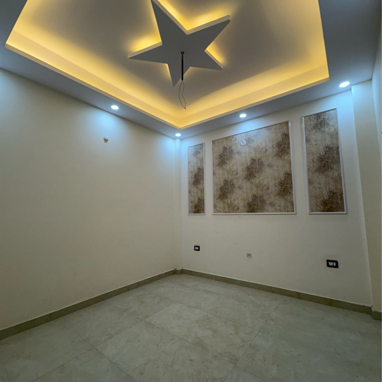 Room, adil nagar 3 Bedroom 1700 Sq.Ft. Villa In Adil Nagar Lucknow 9137655