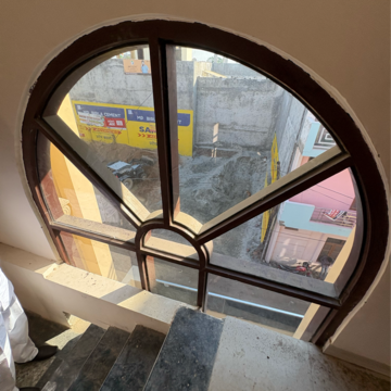 Furnished Amenities in 3 BHK Villa at Adil Nagar – for Sale