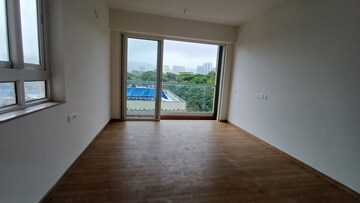 Master Bedroom in 3 BHK Apartment at Indiabulls One Indiabulls, Pokhran Road No Two – for Rent