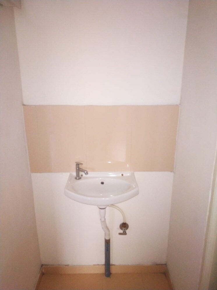 Bathroom, duville-riverdale-residences 2 Bedroom 500 Sq.Ft. Apartment In Kharadi Pune 9137683