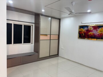 Room in 3 BHK Apartment at Rajapushpa Provincia, Narsingi – for Rent