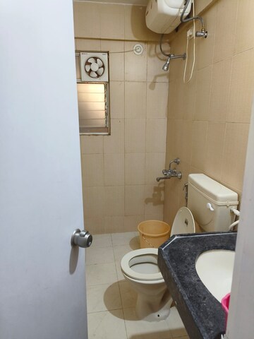 Team Area in 2 BHK Apartment at Royal Heights Pune, Bopodi – for Rent