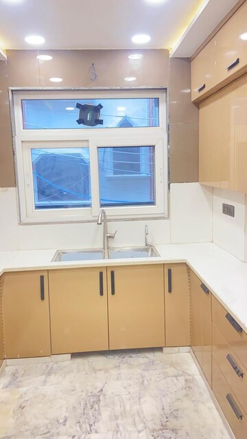 Kitchen in 3 BHK Builder Floor at Rohini Sector 11 – for Sale