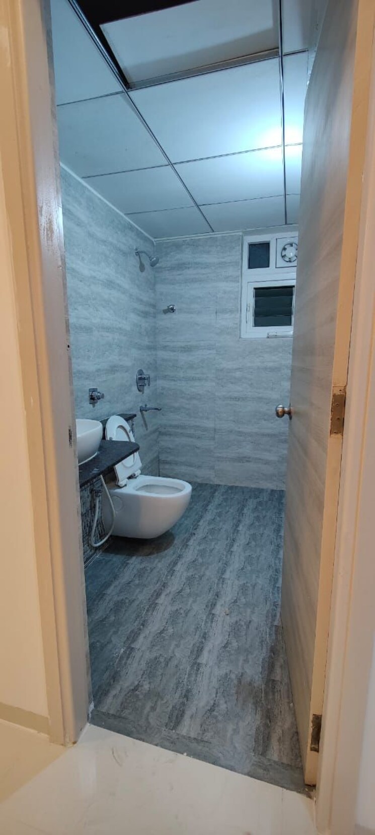 Bathroom, ds-max-skycity 3 Bedroom 2019 Sq.Ft. Apartment In Thanisandra Bangalore 9137703