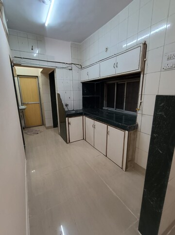 Kitchen in 1.5 BHK Apartment at Kopar Khairane – for Rent
