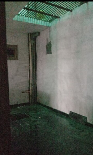 Room in 4 BHK Builder Floor at Avantika Colony – for Sale