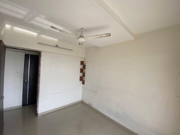 Room in 2 BHK Apartment at Vastu Nirmal Sagar, Ulwe Sector 3 – for Rent