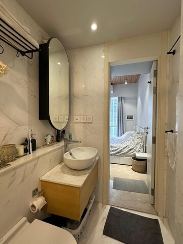 Bathroom in 3 BHK Apartment at Piramal Mahalaxmi, Mahalaxmi – for Rent
