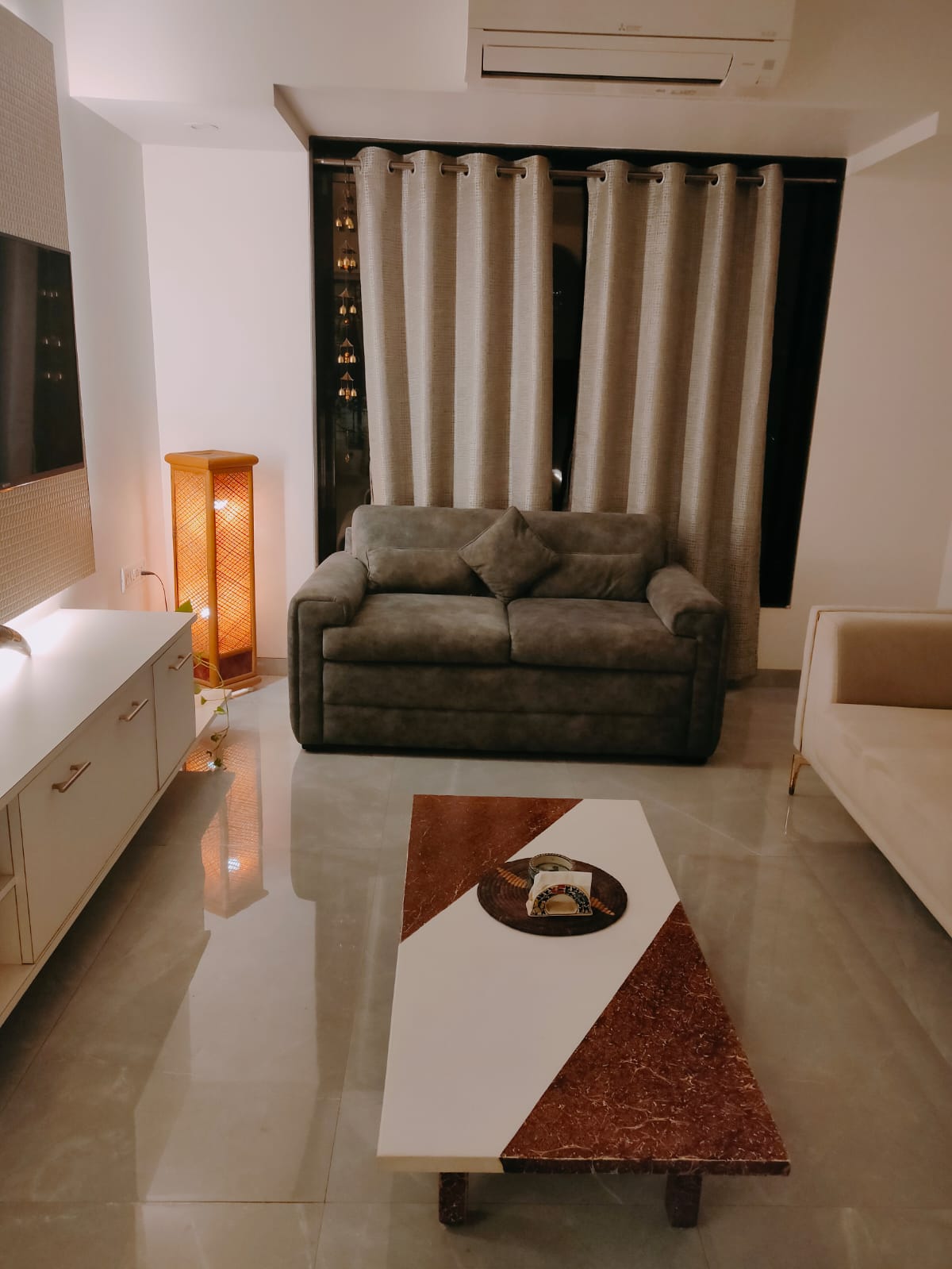 2 BHK Apartment For Rent in Prem Tower