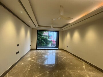 Kitchen in 3 BHK Builder Floor at Sector 56 – for Rent