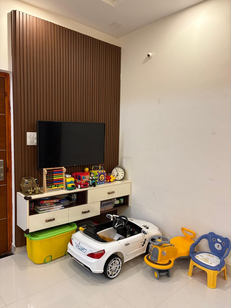 Team Area, celebrity-galaxy 3 Bedroom 1700 Sq.Ft. Villa In Jigani Bangalore 9137772