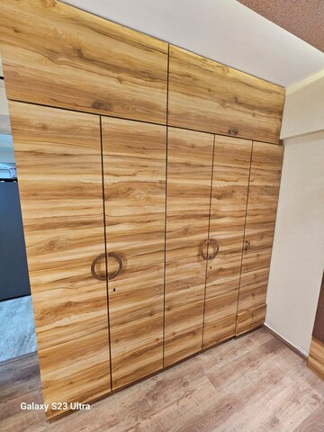 Room in 4 BHK Apartment at Imperial Heights Goregaon West, Goregaon West – for Rent