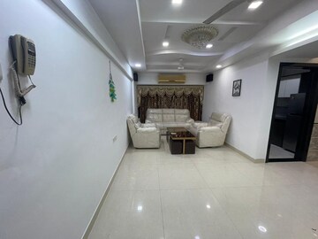 Building Lobby in 3 BHK Apartment at Kolte Patil Verve, Bangur Nagar – for Rent