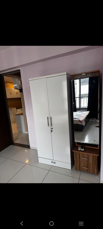 Room in 3 BHK Apartment at Gala Orchid Sky, Shela – for Rent
